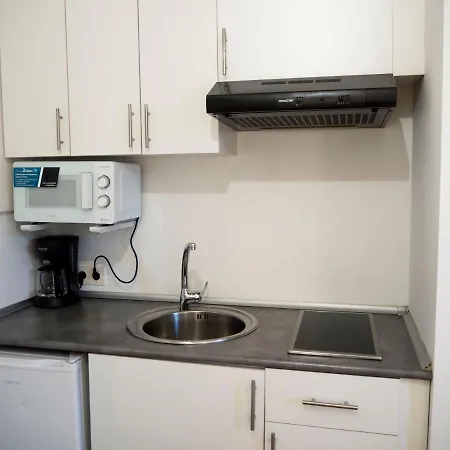 Residencia Deluxe Apartahotel *